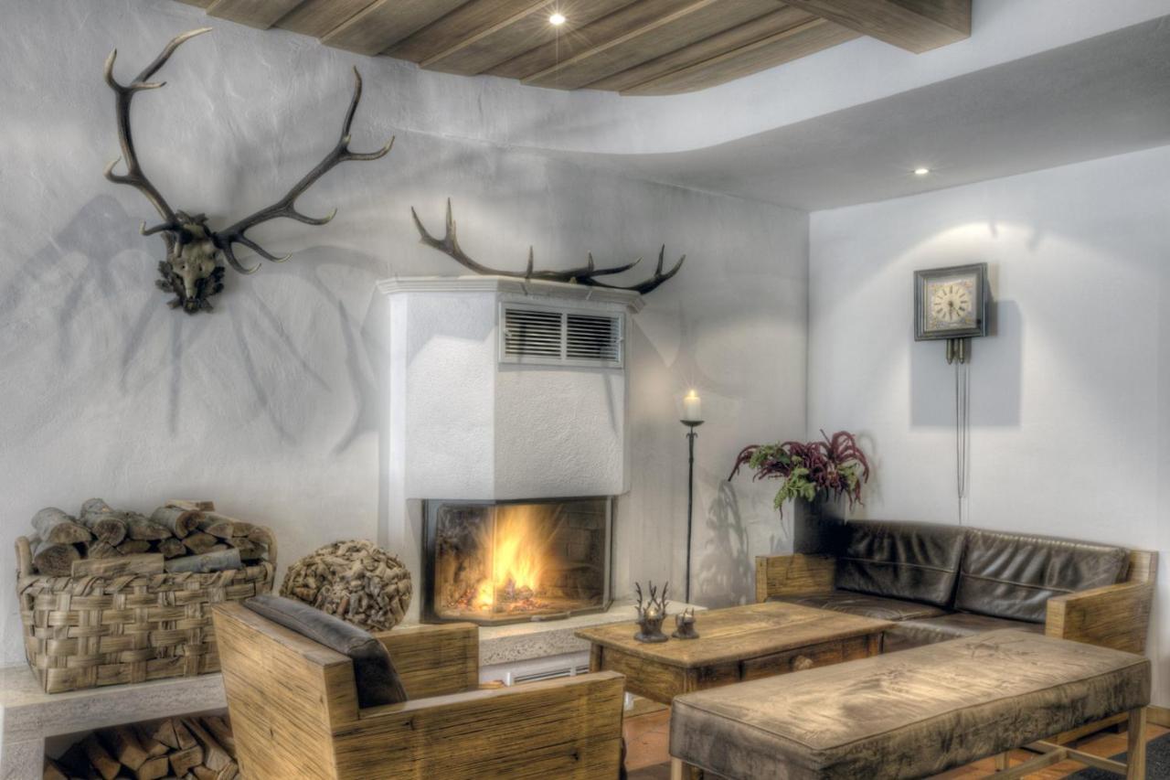 Hotel La Tambra Corvara in Badia Kültér fotó
